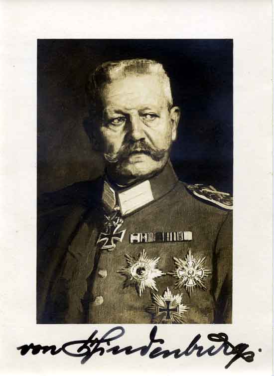 Bild mit Originalunterschrift von Hindenburgs